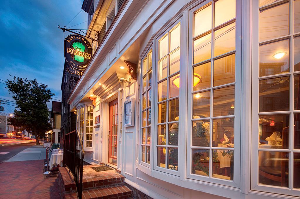 Bouchard Restaurant & Inn นิวพอร์ต ภายนอก รูปภาพ